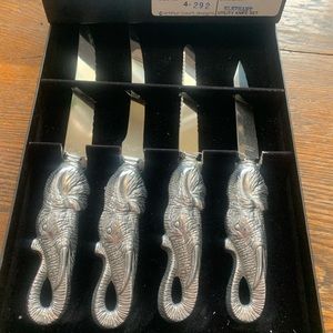 Arthur Court Utility Knife Set